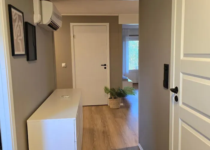 Aurora Escape Arctic For 9